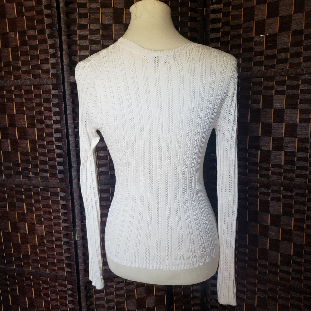 Hooked Up Sweater - Picture 4 of 5